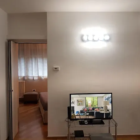 Getthekey Hills Garden Apartment *