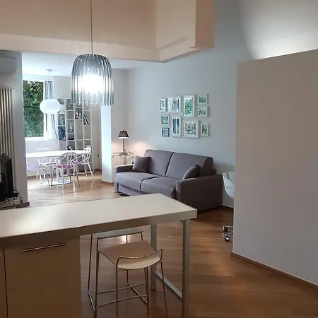 Apartment Getthekey Hills Garden